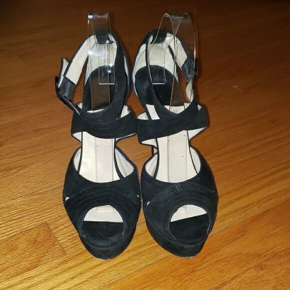 Ron Donovan Heels  - Picture 3 of 9